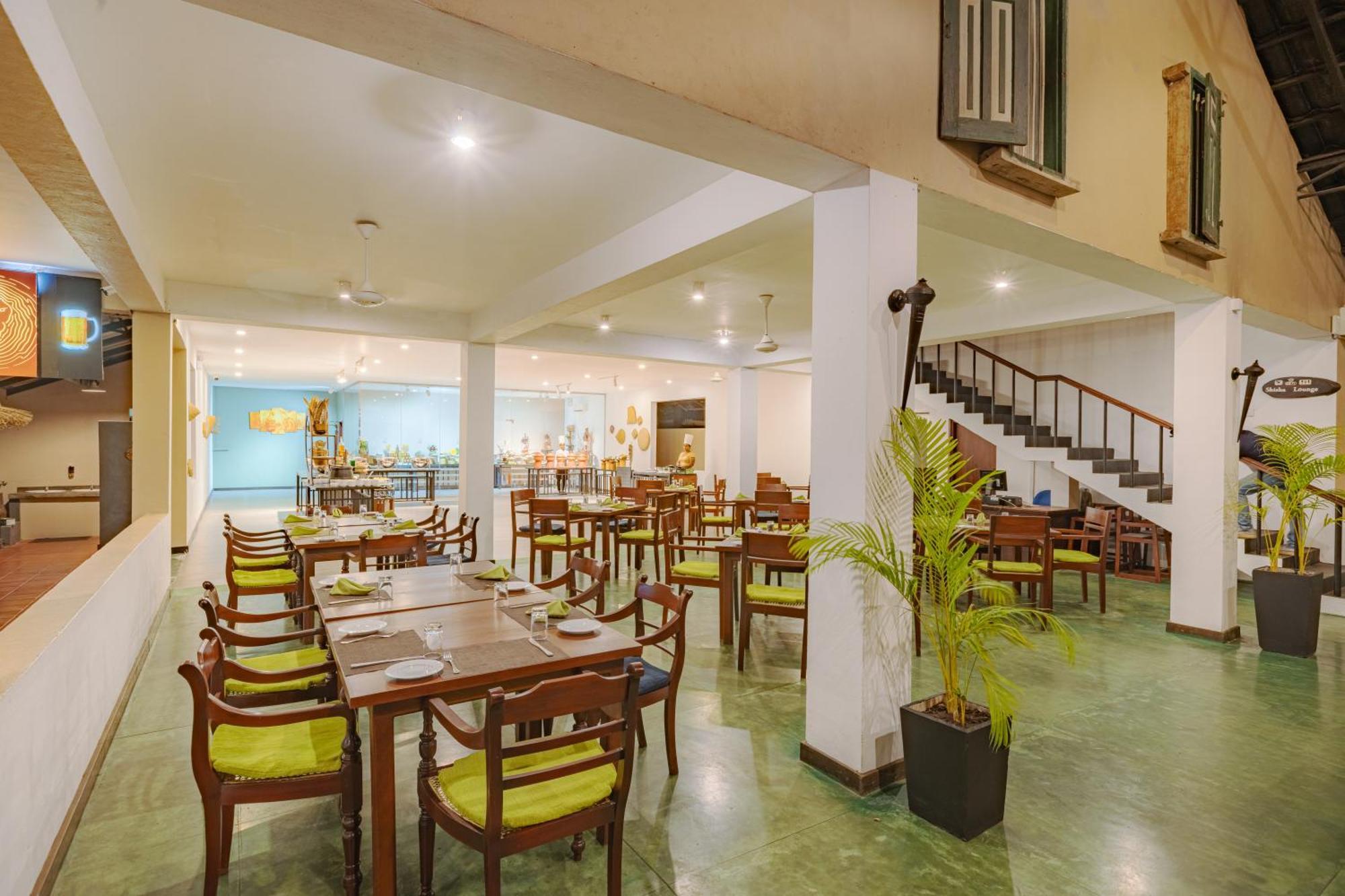 Kassapa Lions Rock Hotel Sigiriya Exterior foto
